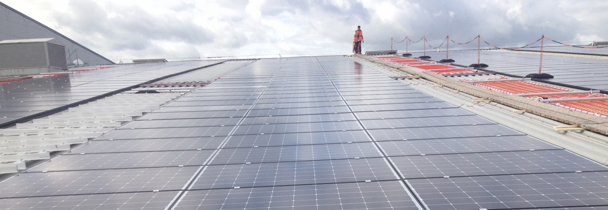 Clenergy Rooftop PV-ezRack Trapezoidal 3.8MW Solar Project in Shropshire U.K