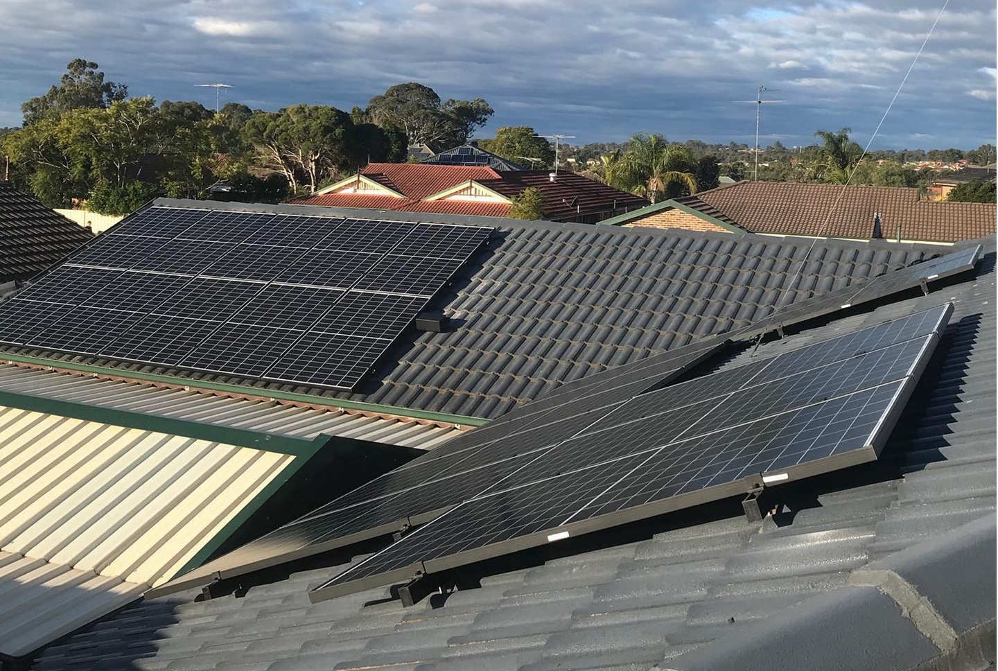 PV-ezRack SolarRoof Tile Roof Solar Mounting System
